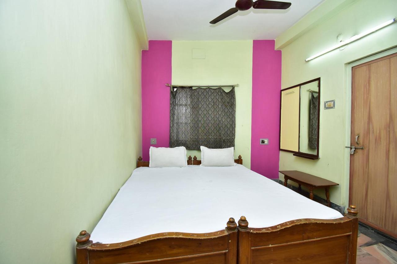 SPOT ON 40648 Hotel Deep Durgāpur Buitenkant foto