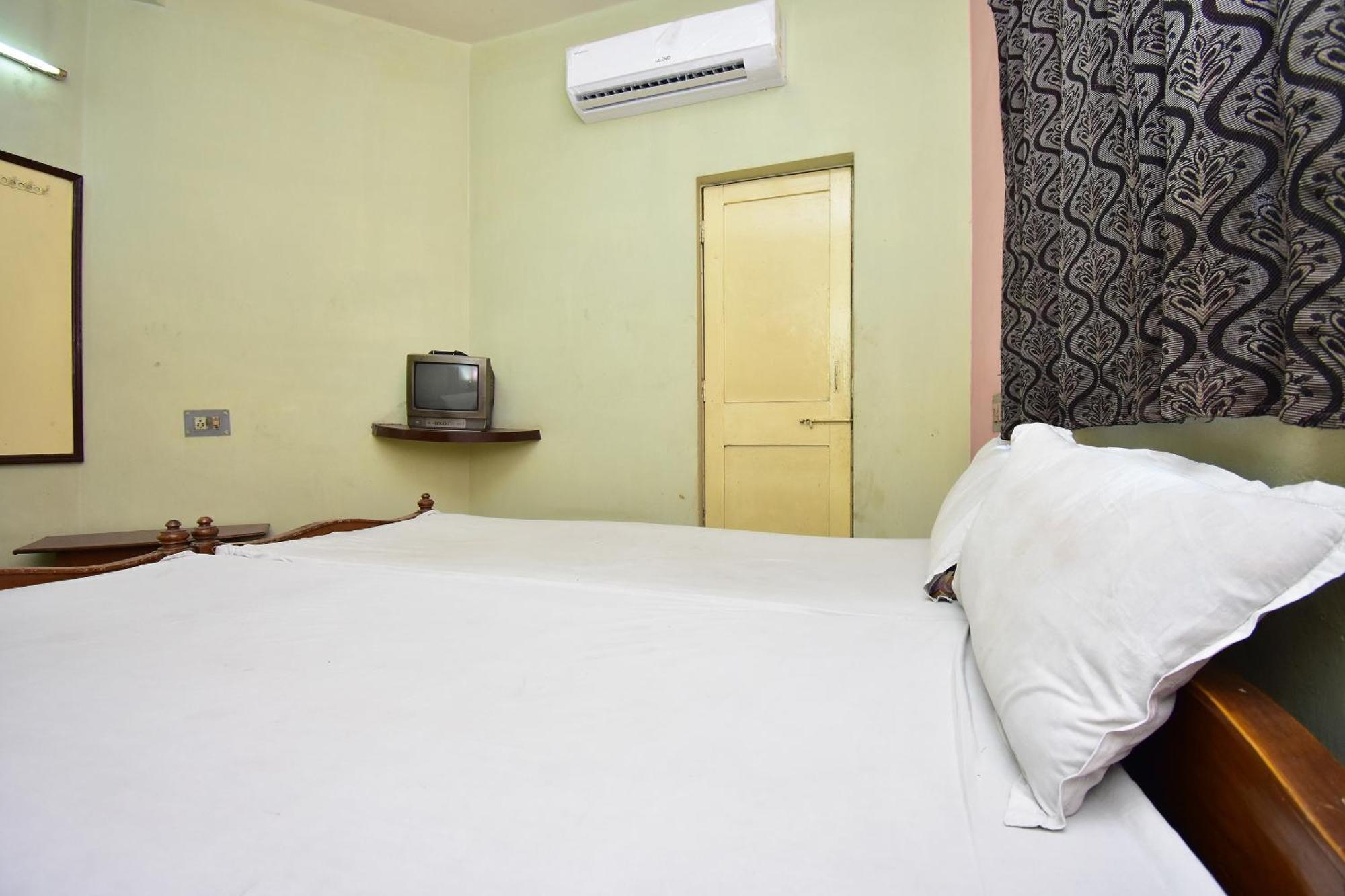 SPOT ON 40648 Hotel Deep Durgāpur Buitenkant foto