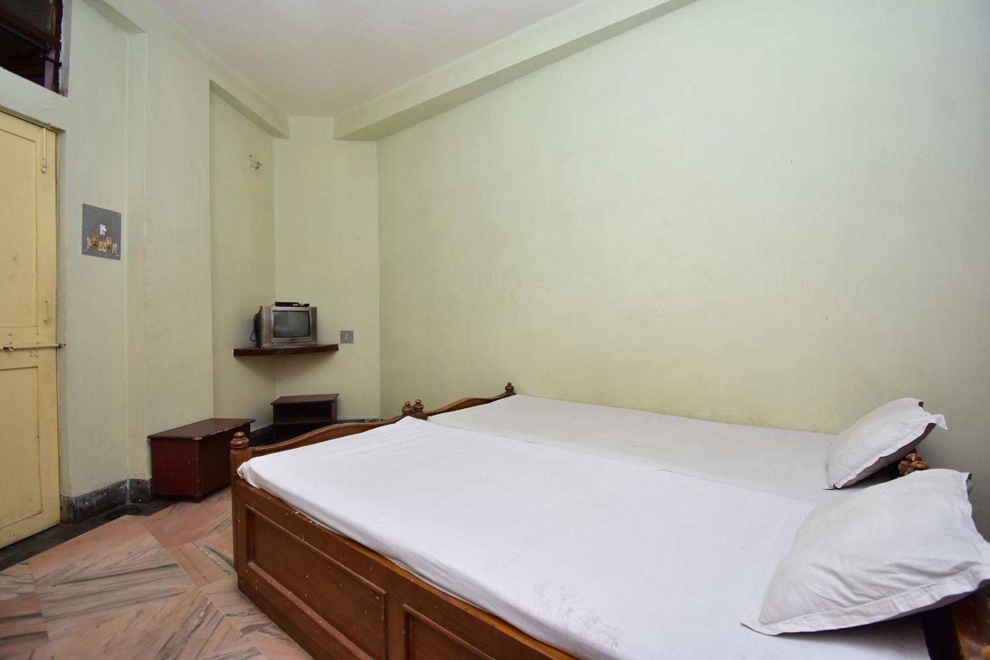 SPOT ON 40648 Hotel Deep Durgāpur Buitenkant foto